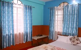 Hotel Labonya
