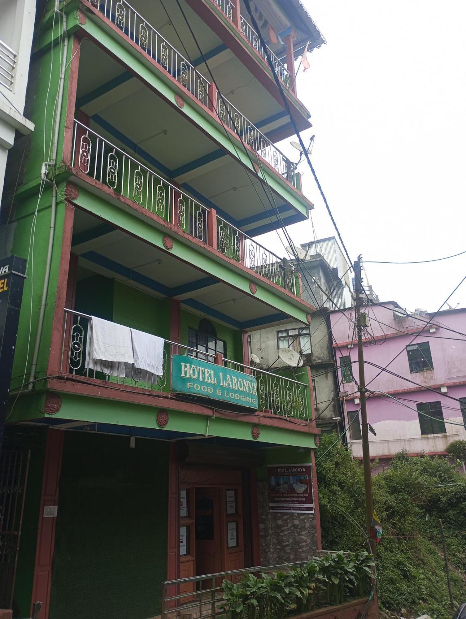 Hotel Labonya Lava Exterior photo